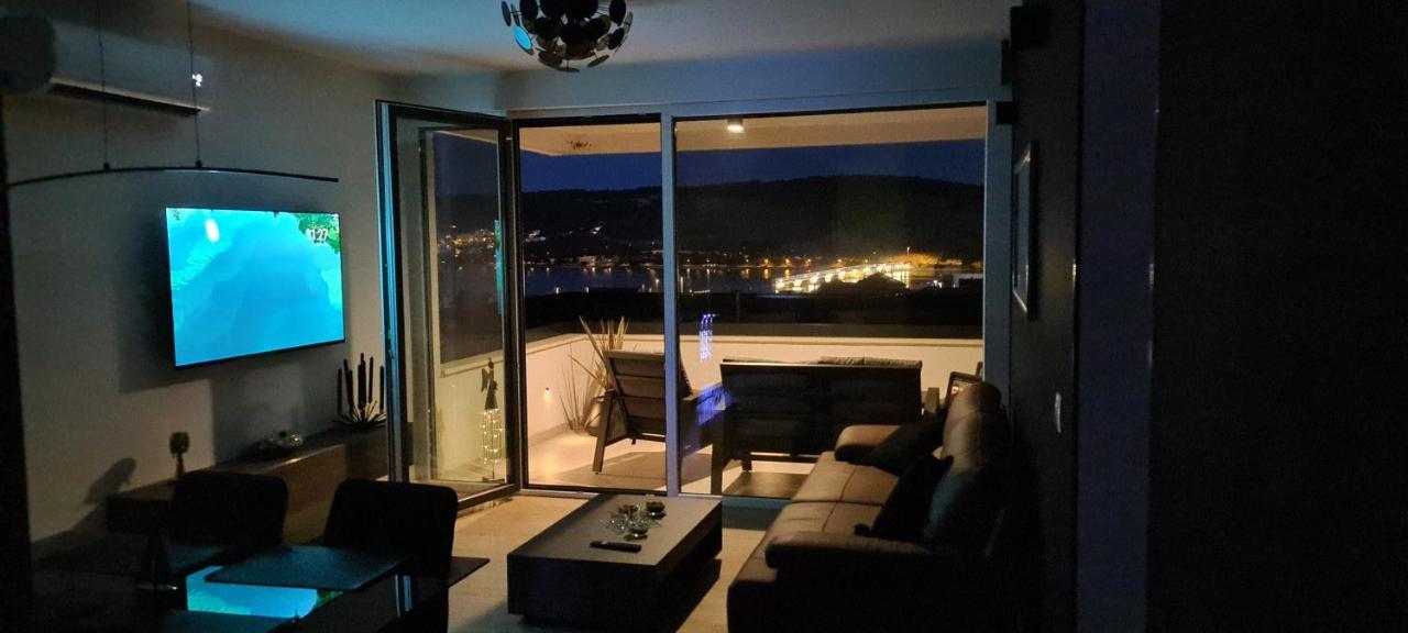 Penthouse Apartman Marcelina In Trogir Exterior photo